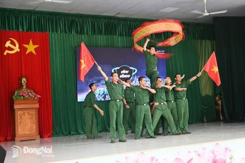 Trung đoàn Bộ binh 736: Gần 170 chiến sĩ mới gặp thân nhân tại đơn vị
