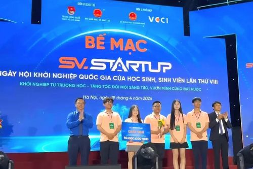 Trường THPT Pleiku đạt giải nhì cuộc thi 'Học sinh, sinh viên với ý tưởng khởi nghiệp' lần thứ VIII