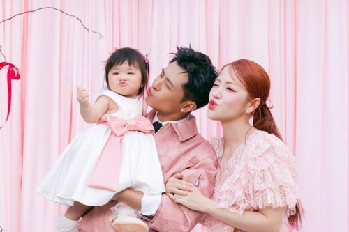 Con gái Puka và Gin Tuấn Kiệt gây ấn tượng với chất giọng cao vút và thiên hướng âm nhạc