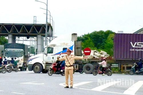 Ninh Bình tăng cường bảo đảm trật tự an toàn giao thông dịp nghỉ Lễ Giỗ Tổ Hùng Vương và 30/4 - 1/5