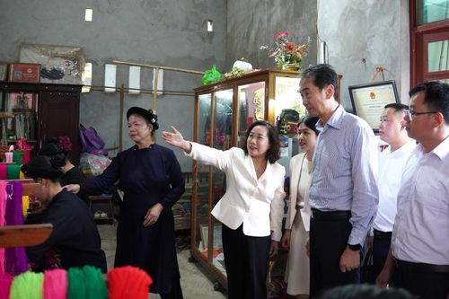 Đoàn công tác Đại sứ quán Trung Quốc tại Việt Nam thăm, khảo sát một số điểm di tích tại Cao Bằng