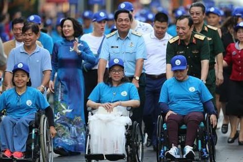 Kỷ niệm Ngày Người khuyết tật Việt Nam: Câu chuyện về nghị lực và khát vọng