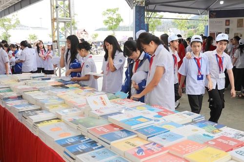Nhiều hoạt động đặc sắc tại Ngày hội Sách và Khoa học Công nghệ tỉnh Sơn La