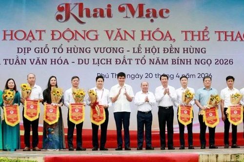 Nhiều hoạt động văn hóa, thể thao đặc sắc phục vụ du khách tại Lễ hội Đền Hùng