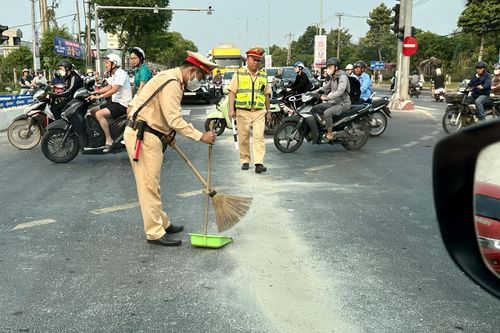 Viết tiếp câu chuyện tử tế