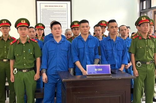 Xét xử 8 bị cáo trong đường dây ma túy liên tỉnh quy mô lớn tại Huế