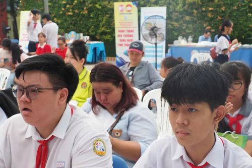 TPHCM: Cảnh báo phụ huynh các thông tin lừa đảo về tuyển sinh và hướng nghiệp