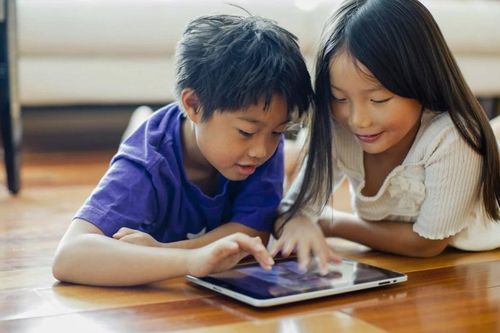 Xu hướng mới giúp trẻ hình thành thói quen đọc sách