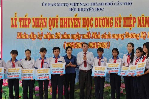 Cần Thơ tiếp nhận gần nửa tỷ đồng vào Quỹ học bổng Dương Kỳ Hiệp