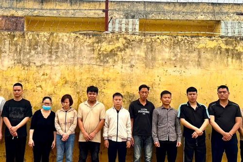 Công an Hưng Yên khởi tố 11 đối tượng về hành vi đánh bạc trên mạng