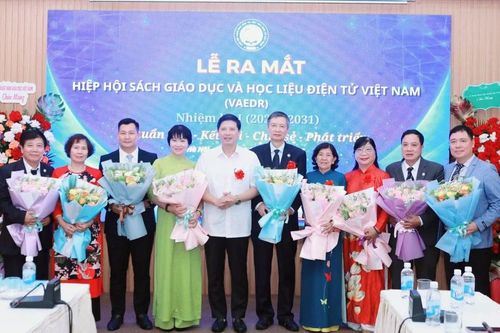Ra mắt Hiệp hội Sách giáo dục và Học liệu điện tử Việt Nam