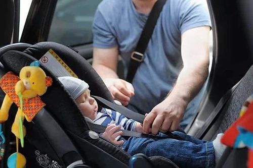 Những kỹ năng cần biết để tránh bỏ quên trẻ em trên ô tô