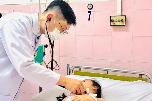 Công bố kết luận vụ ngộ độc khiến gần 200 học sinh nhập viện ở TPHCM