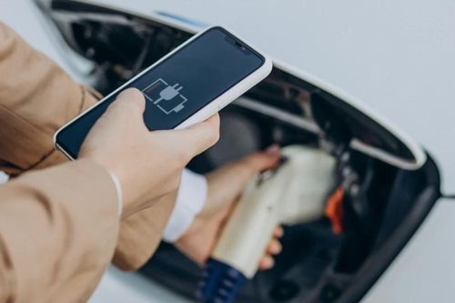 Xuất hiện pin xe điện mới sạc đầy trong 9 phút