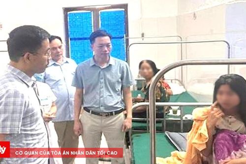 Hàng chục người phải nhập viện nghi ngộ độc thực phẩm