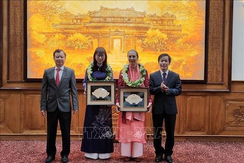 Dẫn dòng 'chất xám' về Cố đô - Bài 2: Dấu ấn sâu đậm của những công dân danh dự