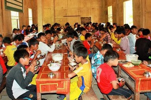 Những bữa ăn bán trú- đừng để niềm tin của trẻ nhỏ bị 'ăn bớt'