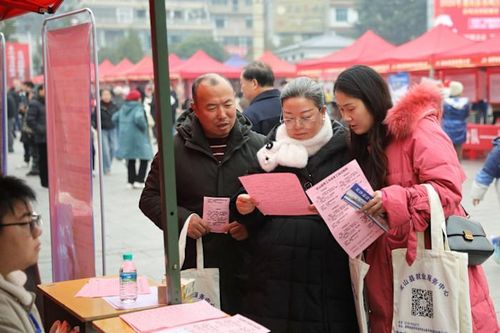 Thiếu việc làm, nhiều lao động Trung Quốc phải bỏ phố về quê