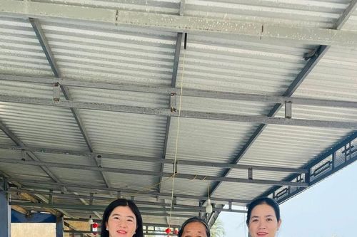 Trao sinh kế, gửi yêu thương