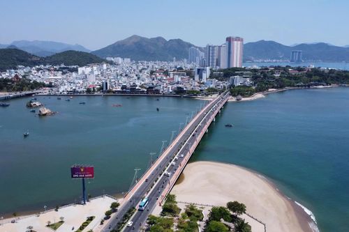 Sớm sửa chữa cầu Trần Phú bị xuống cấp