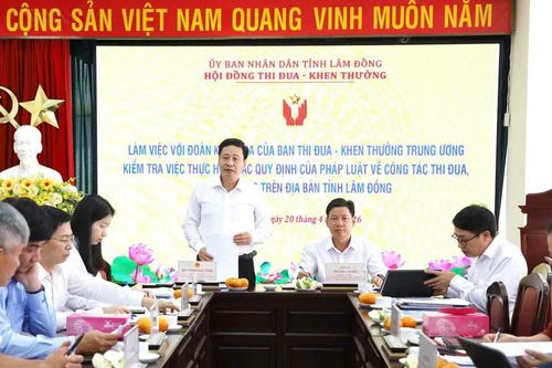 Đoàn kiểm tra Trung ương làm việc với Lâm Đồng về công tác thi đua, khen thưởng