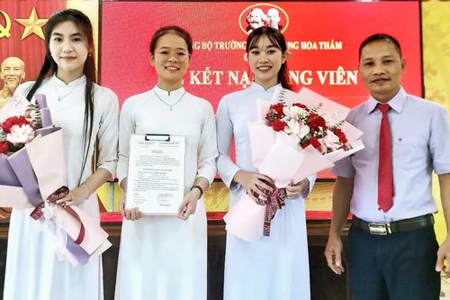 Nỗ lực ươm mầm 'hạt giống đỏ'