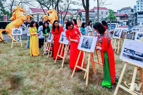 Nghệ sĩ Nhiếp ảnh Chu Chí Thành: Khát vọng hòa bình từ những khuôn hình