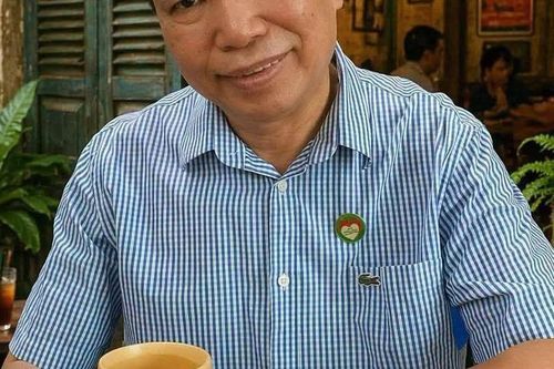 Vẫn còn đang xuân...