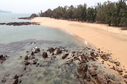 Vẻ đẹp hoang sơ của Cái Chiên, hòn đảo ít dân cư ở Quảng Ninh