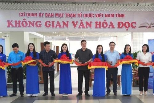 Khai trương 'Không gian văn hóa đọc' tại Ủy ban MTTQ Việt Nam tỉnh