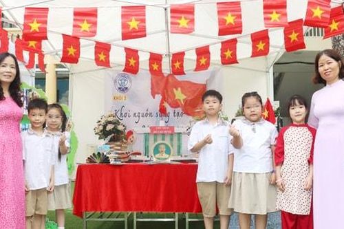 Ngày hội STEM - Sách - Công nghệ ở Kiến Hưng: Khơi nguồn sáng tạo, lan tỏa văn hóa đọc