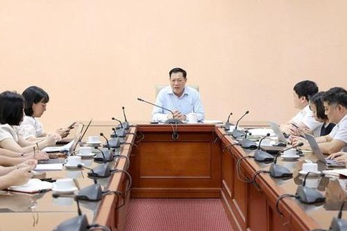 Sớm hoàn thiện hồ sơ chính sách dự Luật Thiết bị Y tế góp phần nâng chất lượng khám, chữa bệnh