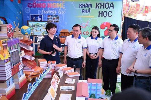 Khai mạc Ngày hội Sách và Khoa học Công nghệ tỉnh Sơn La 2026