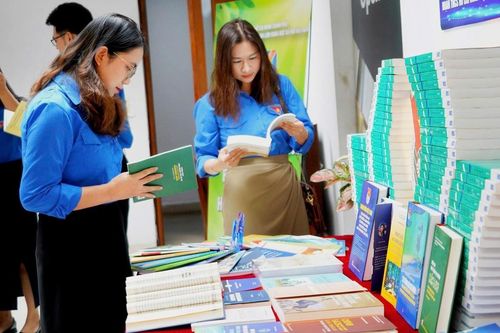 Tuần lễ Sách và Văn hóa đọc 2026: Kết nối tri thức với hoạch định chính sách