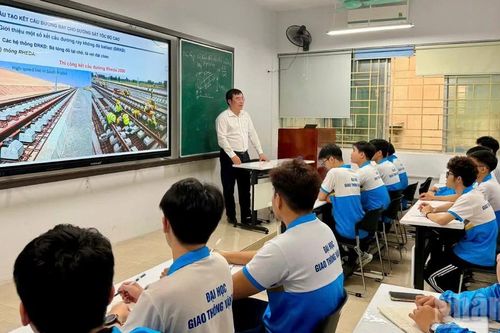 Đào tạo nhân lực đón đầu xu hướng giao thông hiện đại