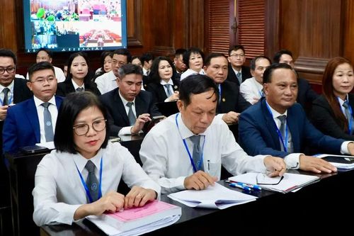 Chế định luật sư công: Không nên chỉ là 'người của Nhà nước'