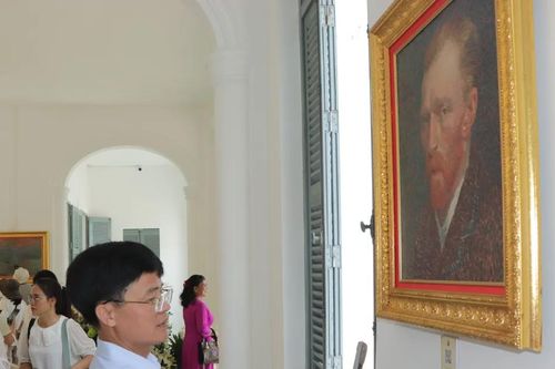 Triển lãm nghệ thuật chủ đề 'Ngôi nhà ánh sáng' tại Vũng Tàu
