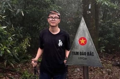 Tìm thấy nam sinh viên Hà Nội mất tích khi leo núi Tam Đảo