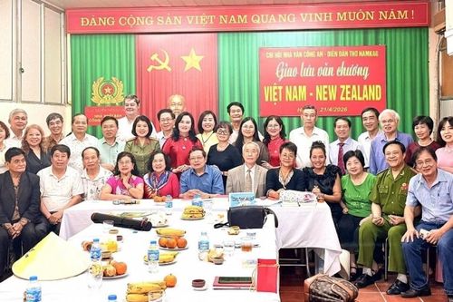 Thơ ca gắn kết tình hữu nghị Việt Nam-New Zealand