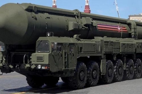 Tên lửa Oreshnik tốc độ Mach 10, công nghệ MIRV tác động NATO ra sao: Chỉ mất 17 phút bay đến Brussels