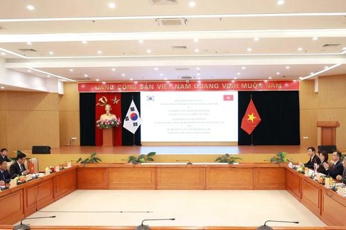 Việt Nam-Hàn Quốc tăng cường hợp tác từ đường sắt đến đô thị thông minh