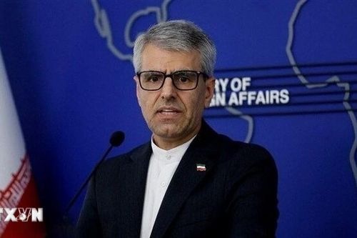 Căng thẳng Iran-UAE gia tăng sau vụ bắt giữ nghi liên quan khủng bố