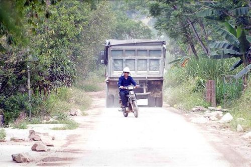 Bức xúc tình trạng ô nhiễm do khai thác mỏ đá tại Quảng Trị