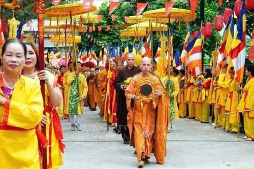 Khai hội truyền thống di sản thế giới chùa Nhẫm Dương