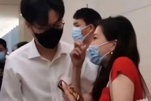 Gặp lại nhau sau 8 năm kể từ lần xem mắt, cặp đôi đưa ra quyết định khiến ai cũng bất ngờ