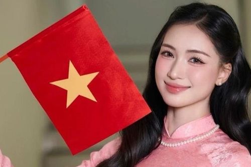 Độc lạ món bánh đúc riêu cua ở quê Hòa Minzy: Tưởng lệch chuẩn nhưng lại dễ gây nghiện