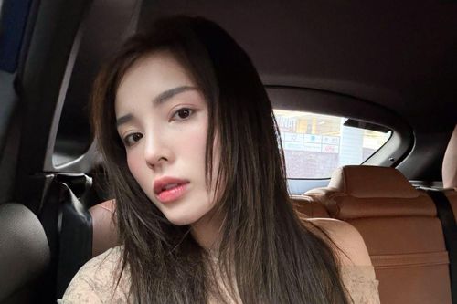 Nhan sắc thật của Hoa hậu Kỳ Duyên khi để lộ mặt mộc