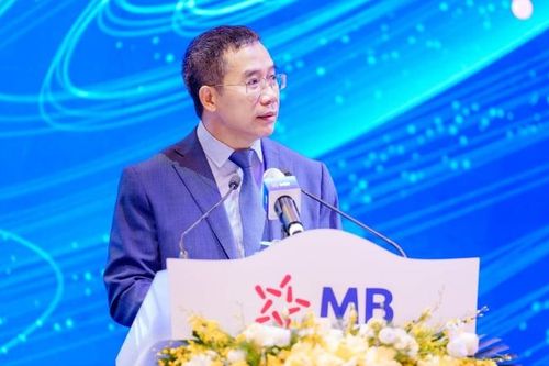 MB 'quay xe' với cuộc đua lập sàn tài sản số