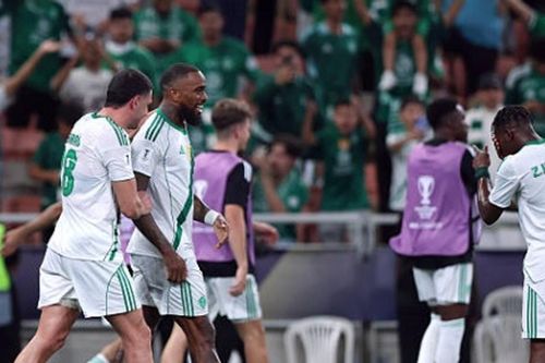 Ivan Toney rực sáng giúp Al Ahli ngược dòng hạ Vissel Kobe vào chung kết AFC Champions League Elite