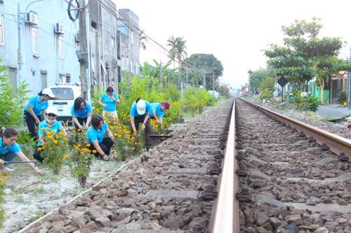 Giữ bình yên những chuyến tàu Bắc - Nam:Lan tỏa mô hình tự quản bảo vệ hành lang đường sắt